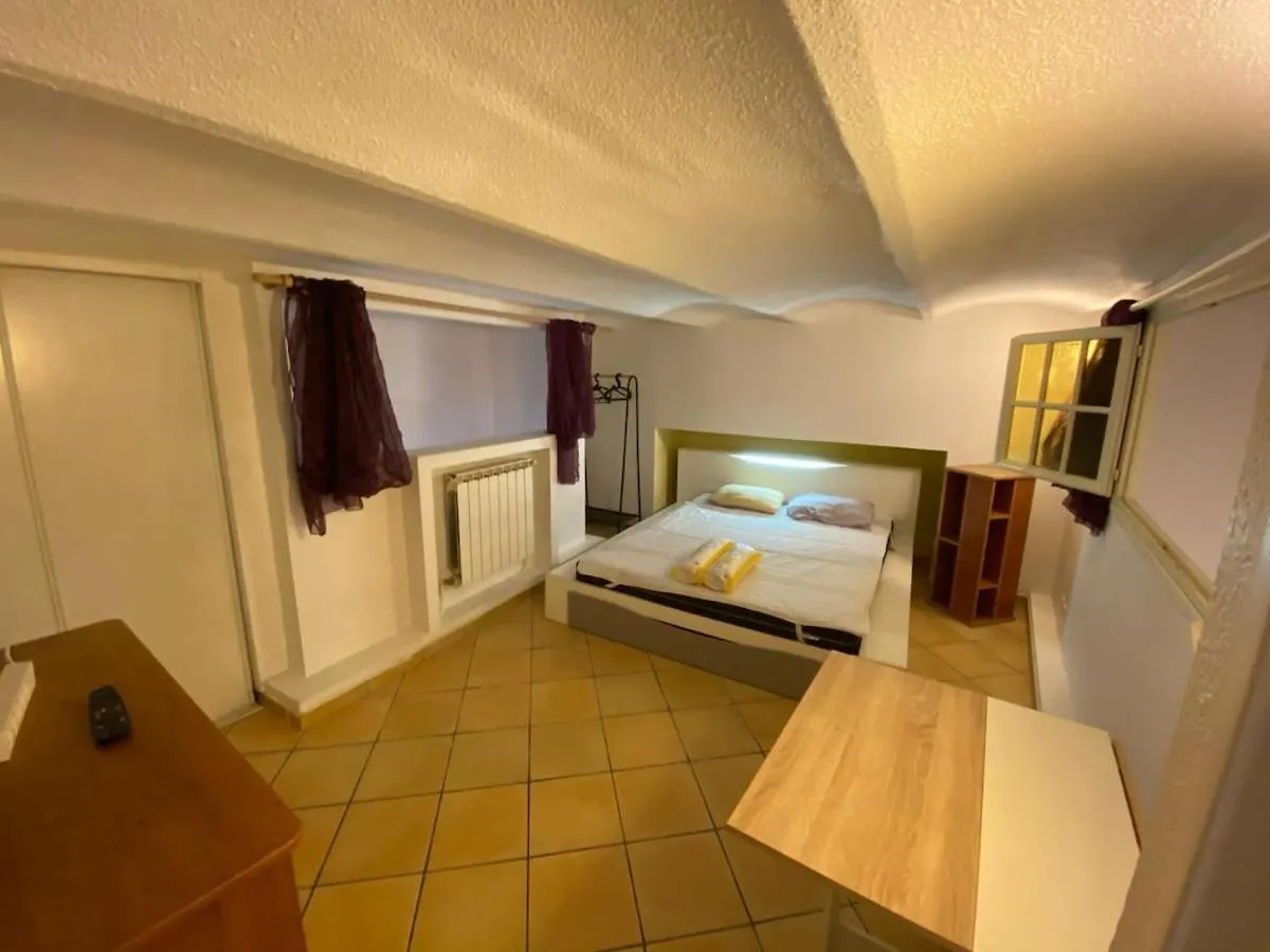 Flc - Grand Duplex -2 Chambres- La Friche- Maxi 8P 马赛 0*,  法国